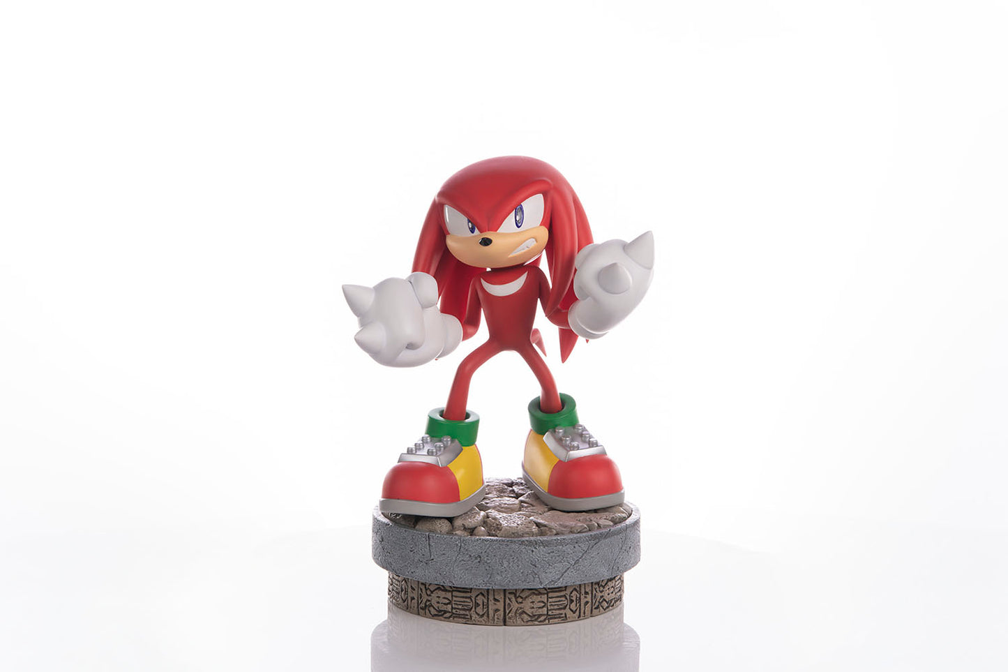PRE ORDER – SONIC THE HEDGEHOG - MODERN KNUCKLES