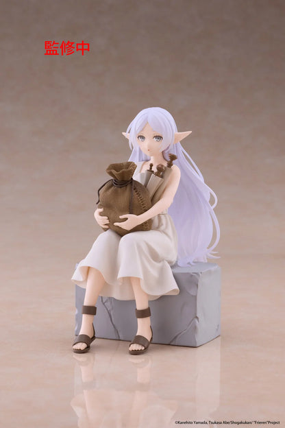 PRE ORDER – FRIEREN: BEYOND JOURNEY'S END DESKTOP CUTE FIGURE - FRIEREN (IN TRAINING VER.)
