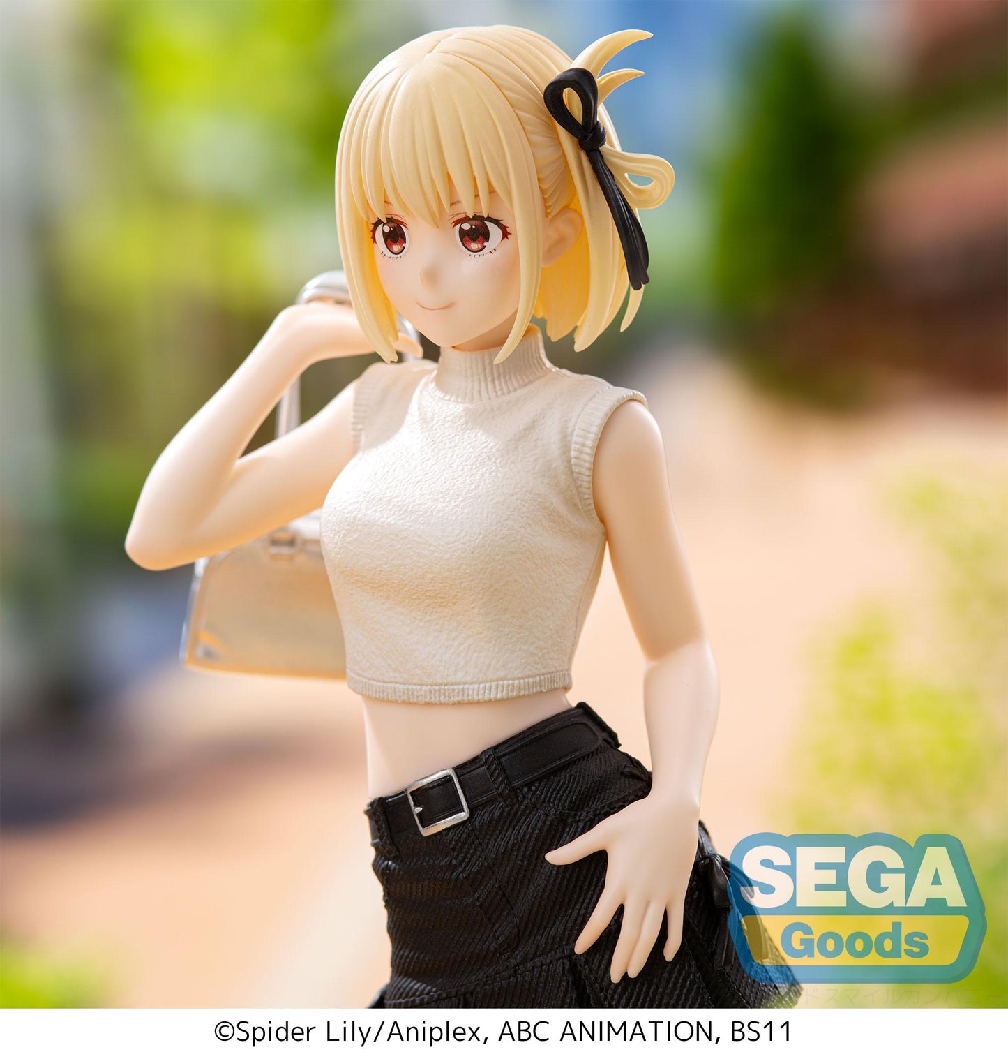 PRE ORDER – LYCORIS RECOIL HIGH PREMIUM FIGURE - CHISATO NISHIKIGI - STREET SNAP