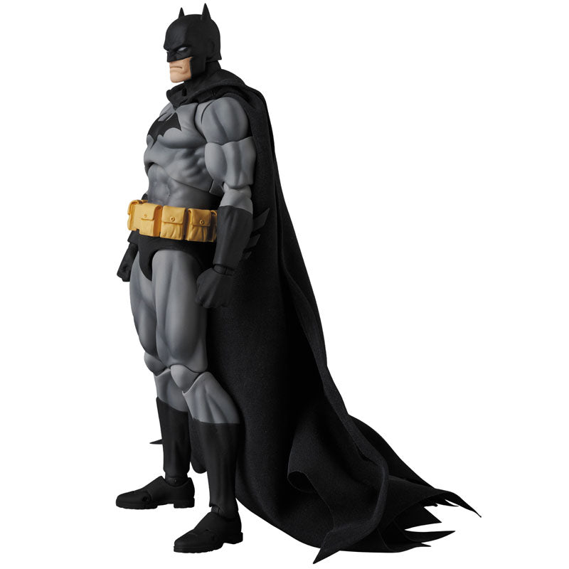 PRE ORDER – MAFEX - BATMAN HUSH BLACK VER. (REISSUE)