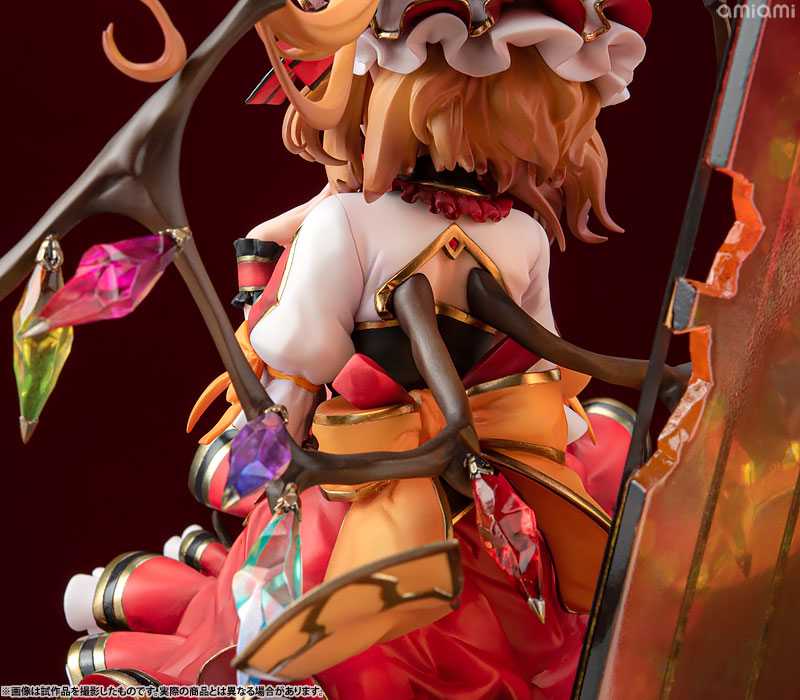 PRE ORDER – 1/8 TOUHOU PROJECT FLANDRE SCARLET - AMI AMI LTD VER. (REPRODUCTION)