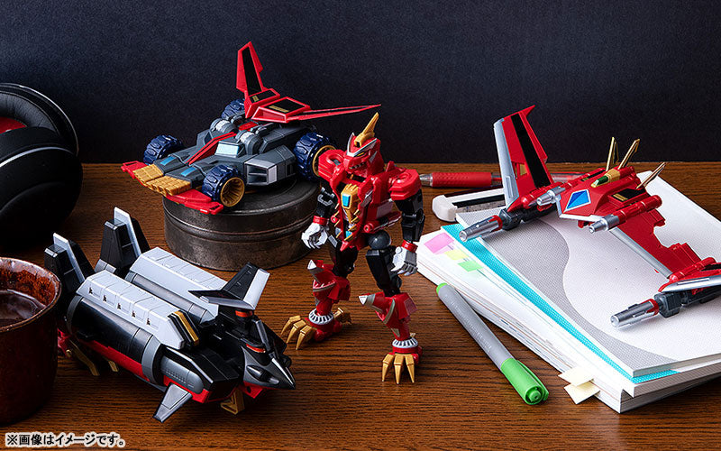 PRE ORDER – GRIDMAN UNIVERSE - THE GATTAI GATTAI RYUJIN DX DYNAZENON