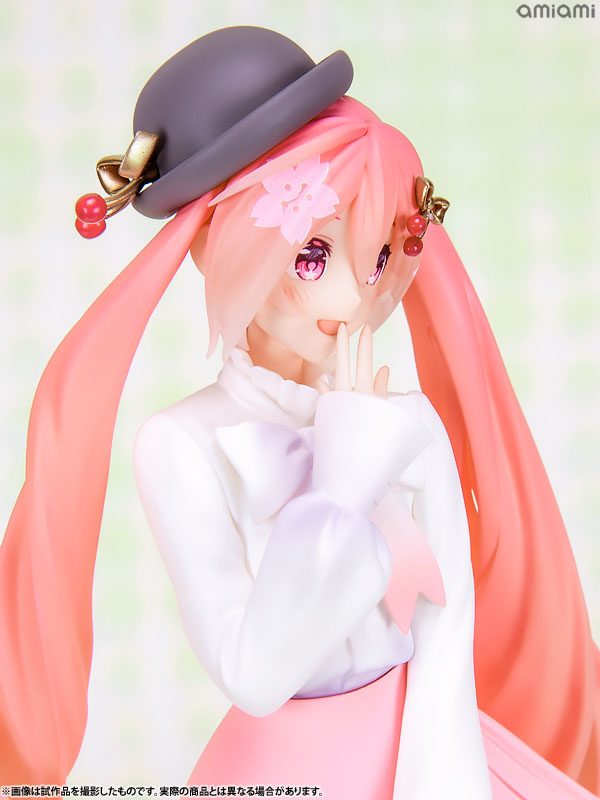 PRE ORDER – [SMILE VALUE 2025] POP UP PARADE SAKURA MIKU : HANAMI OUTFIT VER.