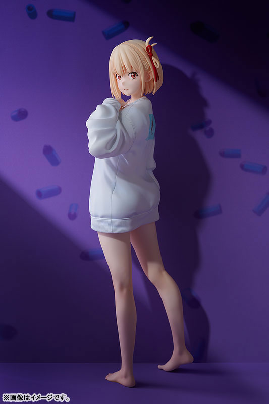 PRE ORDER – 1/7 LYCORIS RECOIL - CHISATO NISHIKIGI : OVERSIZED SWEATSHIRT VER.