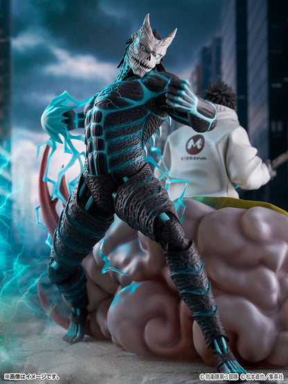 PRE ORDER – 1/7 KAIJU NO. 8 - KAIJU NO. 8 & KAFKA HIBINO　SCALE FIGURE