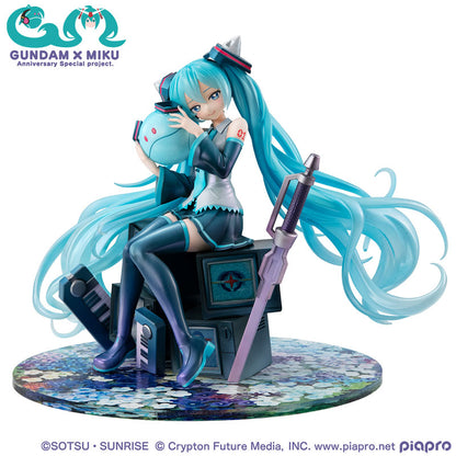 PRE ORDER – 1/7 LUCREA MOBILE SUIT GUNDAM 45TH ANNIVERSARY X HATSUNE MIKU - HATSUNE MIKU X OO GUNDAM