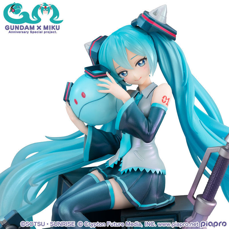 PRE ORDER – 1/7 LUCREA MOBILE SUIT GUNDAM 45TH ANNIVERSARY X HATSUNE MIKU - HATSUNE MIKU X OO GUNDAM