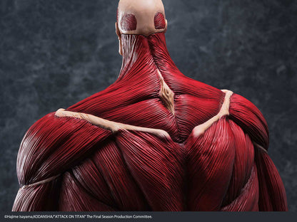 PRE ORDER – ATTACK ON TITAN - COLOSSAL TITAN - FIGURINE MEGA SOFVI 63CM