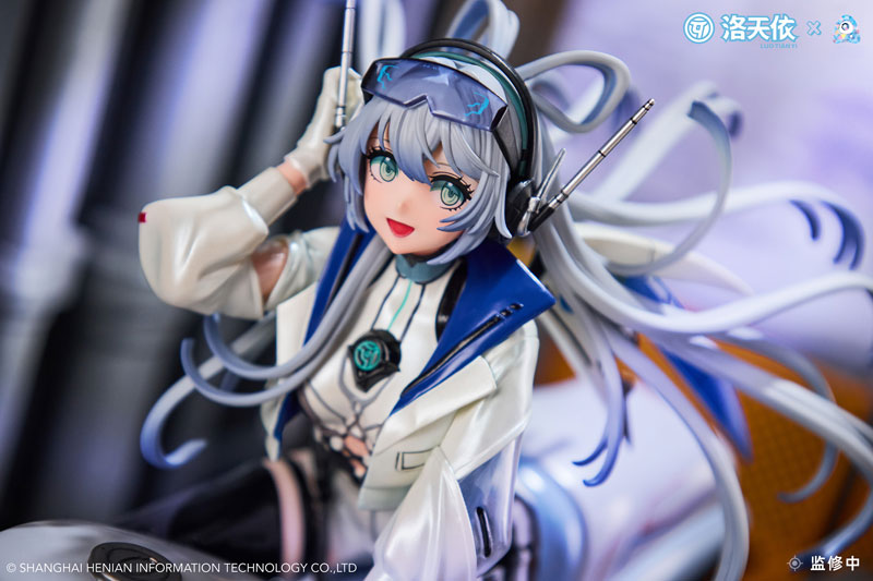 PRE ORDER – 1/7 VSINGER LUO TIANYI RETRO - FUTURE STORM DRIVER VER.