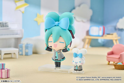 PRE ORDER – HATSUNE MIKU X CINNAMOROLL CHIBI FIGURE
