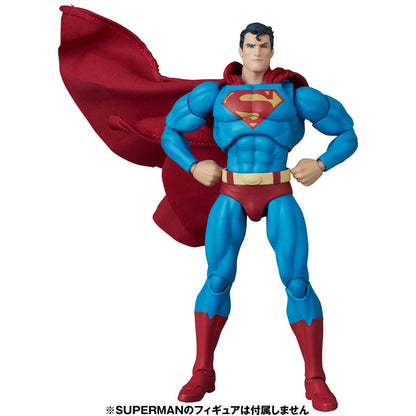PRE ORDER – MAFEX CLARK KENT (BATMAN: HUSH VER.)
