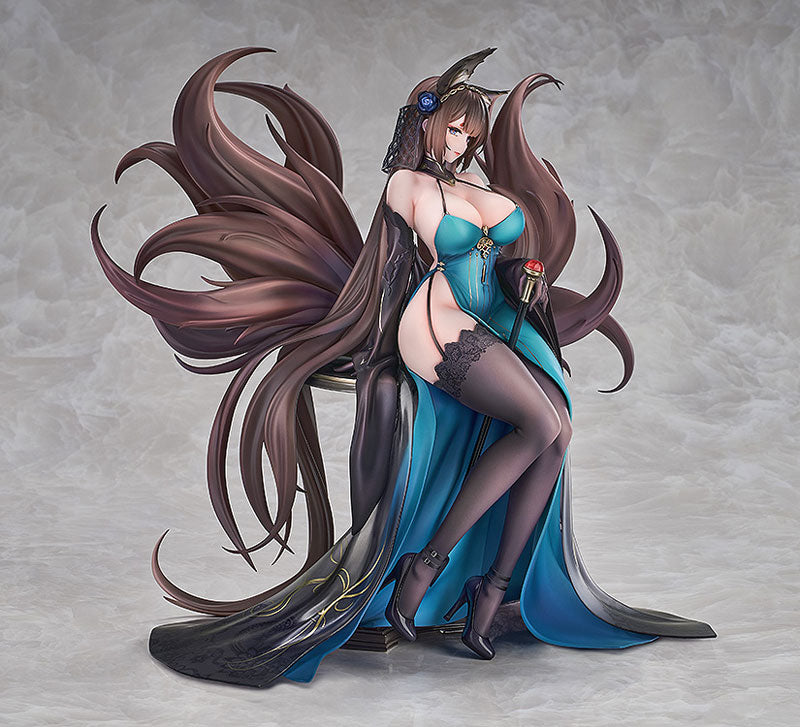 BACK ORDER – 1/7 AZUR LANE - AMAGI : THRONE OF FALLEN PETALS VER.