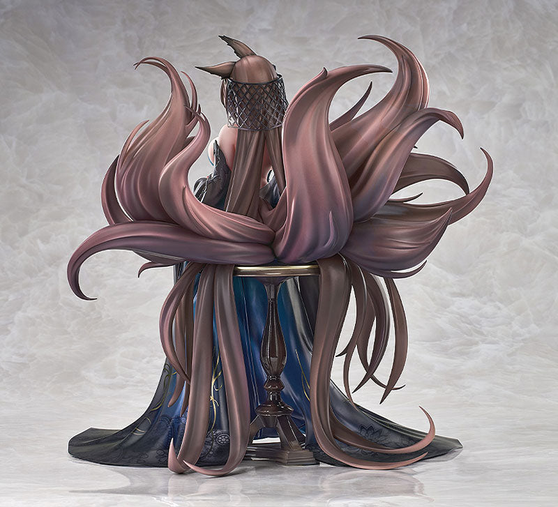 BACK ORDER – 1/7 AZUR LANE - AMAGI : THRONE OF FALLEN PETALS VER.