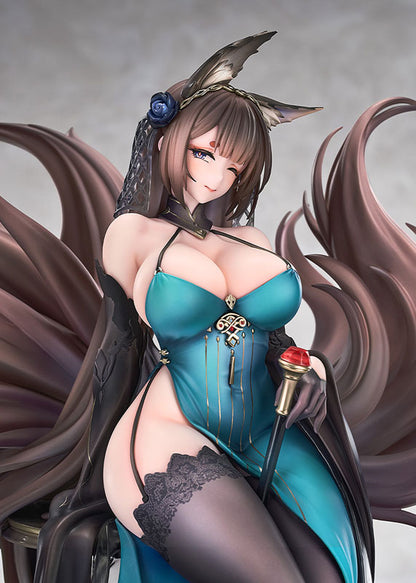 BACK ORDER – 1/7 AZUR LANE - AMAGI : THRONE OF FALLEN PETALS VER.