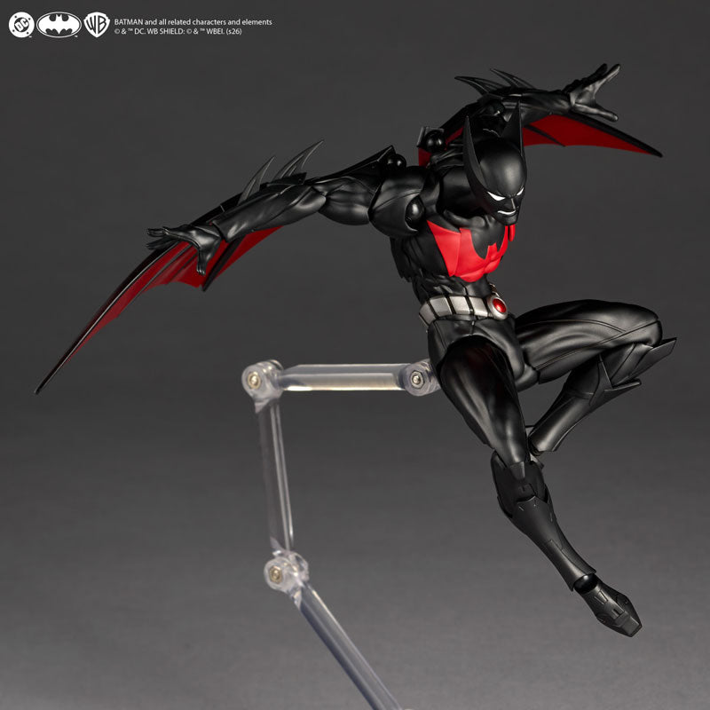 PRE ORDER – KAIYODO - REVOLTECH AMAZING YAMAGUCHI BATMAN BEYOND CLASSIC