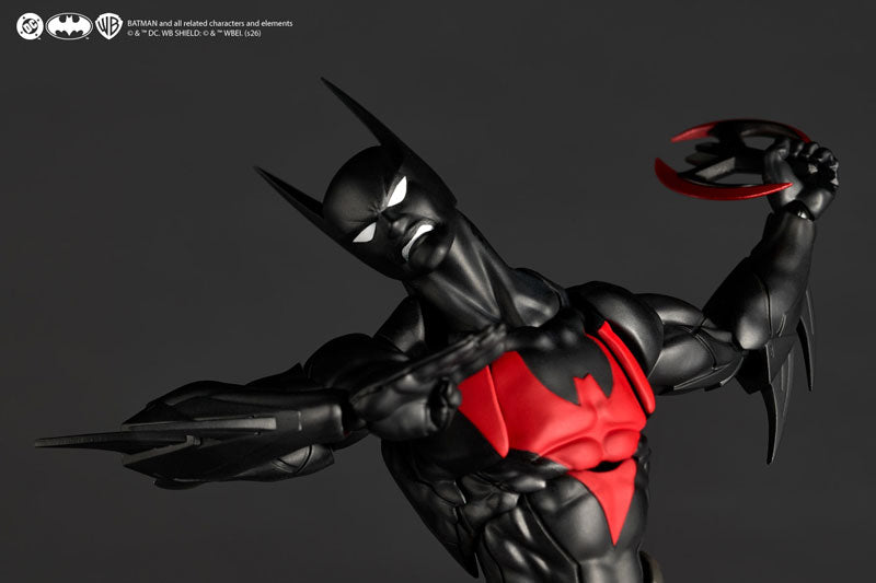 PRE ORDER – KAIYODO - REVOLTECH AMAZING YAMAGUCHI BATMAN BEYOND CLASSIC