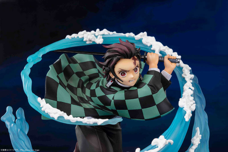 PRE ORDER – FIGUARTSZERO DEMON SLAYER: KIMETSU NO YAIBA - TANJIRO KAMADO - WATER BREATHING