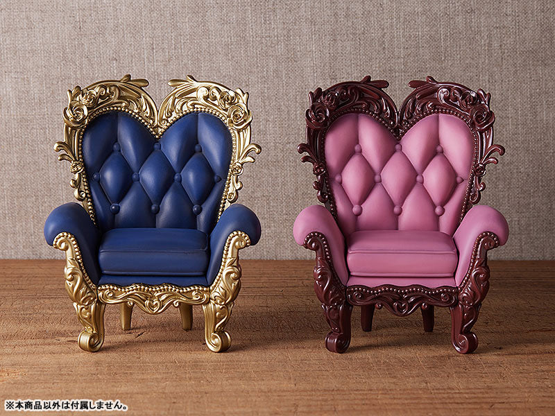PRE ORDER – PARDOLL - ANTIQUE CHAIR - VALENTINE