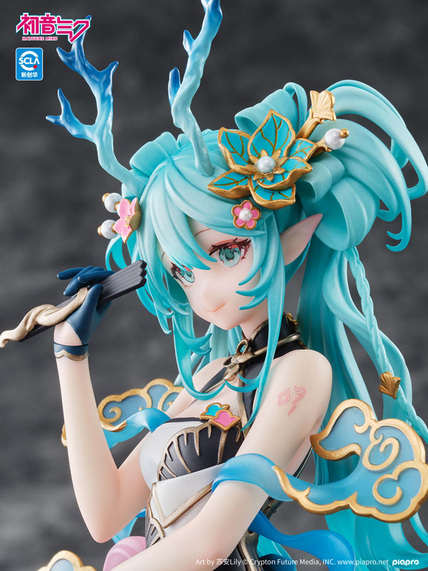 PRE ORDER – 1/7 VOCALOID HATSUNE MIKU - SEIRYU VER.