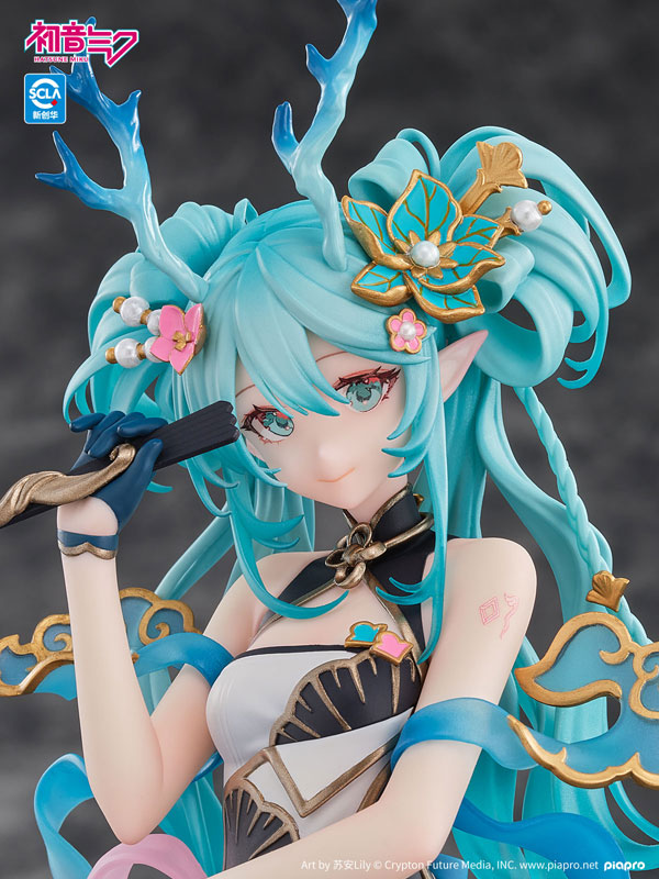 PRE ORDER – 1/7 VOCALOID HATSUNE MIKU - SEIRYU VER.