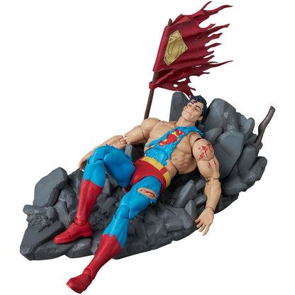 PRE ORDER – MAFEX SUPERMAN - THE DEATH OF SUPERMAN