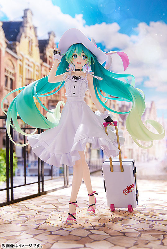 PRE ORDER – 1/7 RACING MIKU 2021 - PRIVATE VER.
