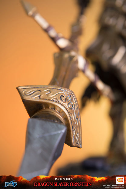 PRE ORDER – DARK SOULS - DRAGON SLAYER ORNSTEIN STANDARD EDITION