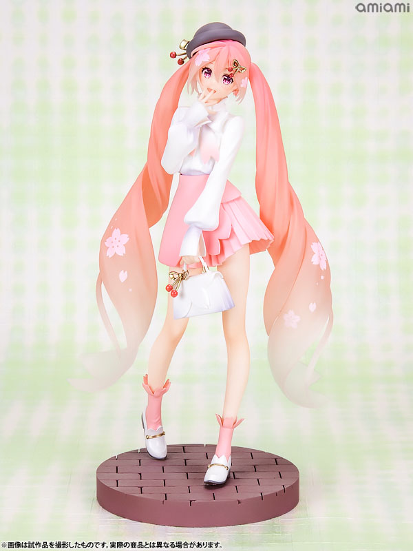 PRE ORDER – [SMILE VALUE 2025] POP UP PARADE SAKURA MIKU : HANAMI OUTFIT VER.