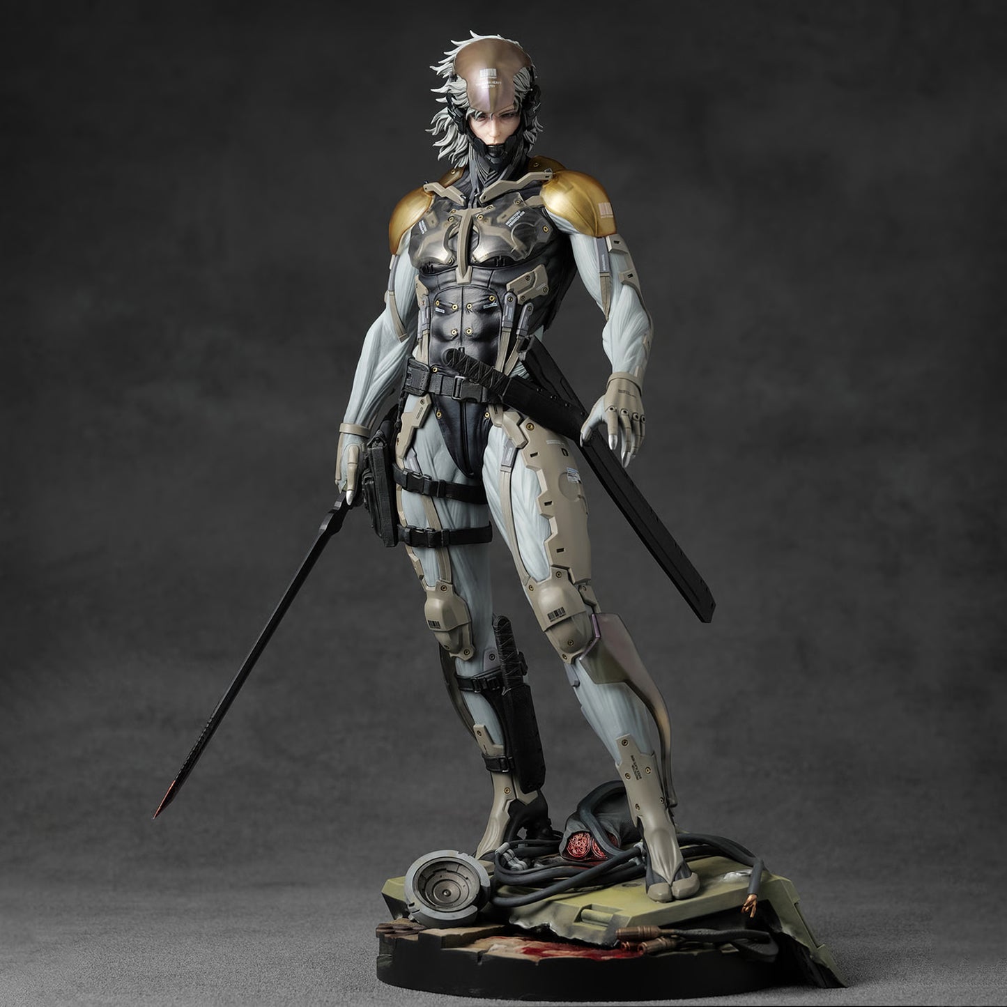 BACK ORDER – 1/6 METAL GEAR SOLID 4 GUNS OF THE PATRIOTS, RAIDEN SCALE STATUE