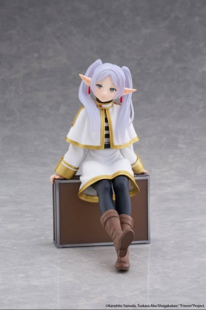 PRE ORDER – FRIEREN: BEYOND JOURNEY'S END DESKTOP CUTE FIGURE - FRIEREN (TRUNK CASE VER.)