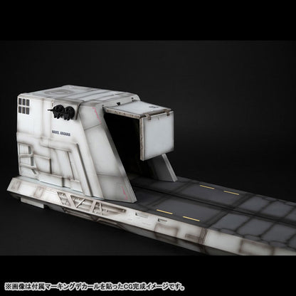 PRE ORDER – REALISTIC MODEL SERIES: MOBILE SUIT GUNDAM UNICORN (1/144 HG SERIES) NAHEL ARGAMA CATAPULT DECK (UC VER.)