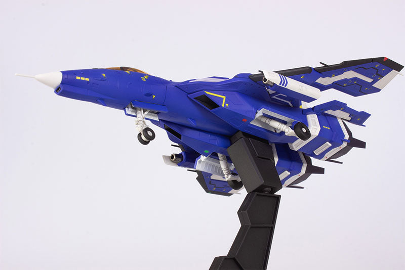 PRE ORDER – 1/100 RAIDENⅤ DIRECTOR'S CUT - FT-00004A AZUMA [2P COLOR VER.]