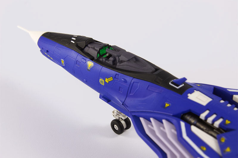 PRE ORDER – 1/100 RAIDENⅤ DIRECTOR'S CUT - FT-00004A AZUMA [2P COLOR VER.]