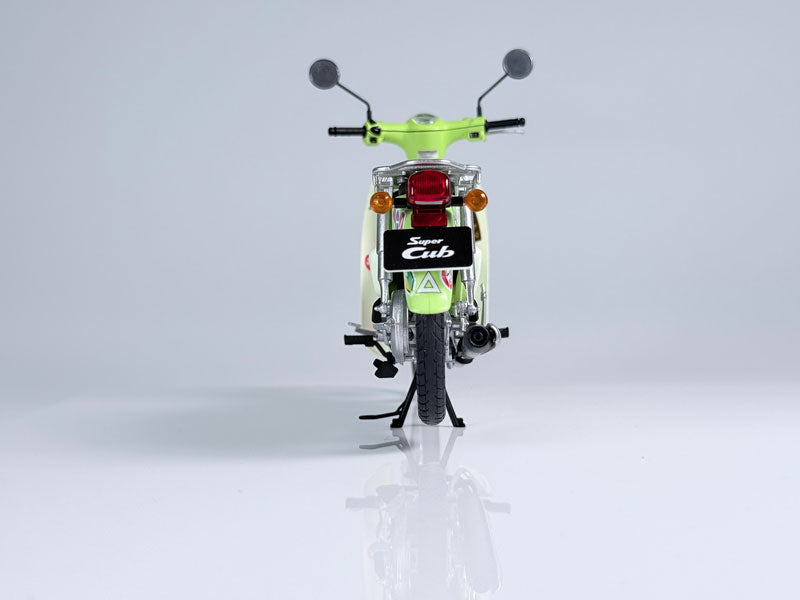 PRE ORDER – 1/12 TOHOKU ZUNKO / ZUNDAMON PROJECT - HONDA SUPER CUB (ZUNDAMON EDITION)