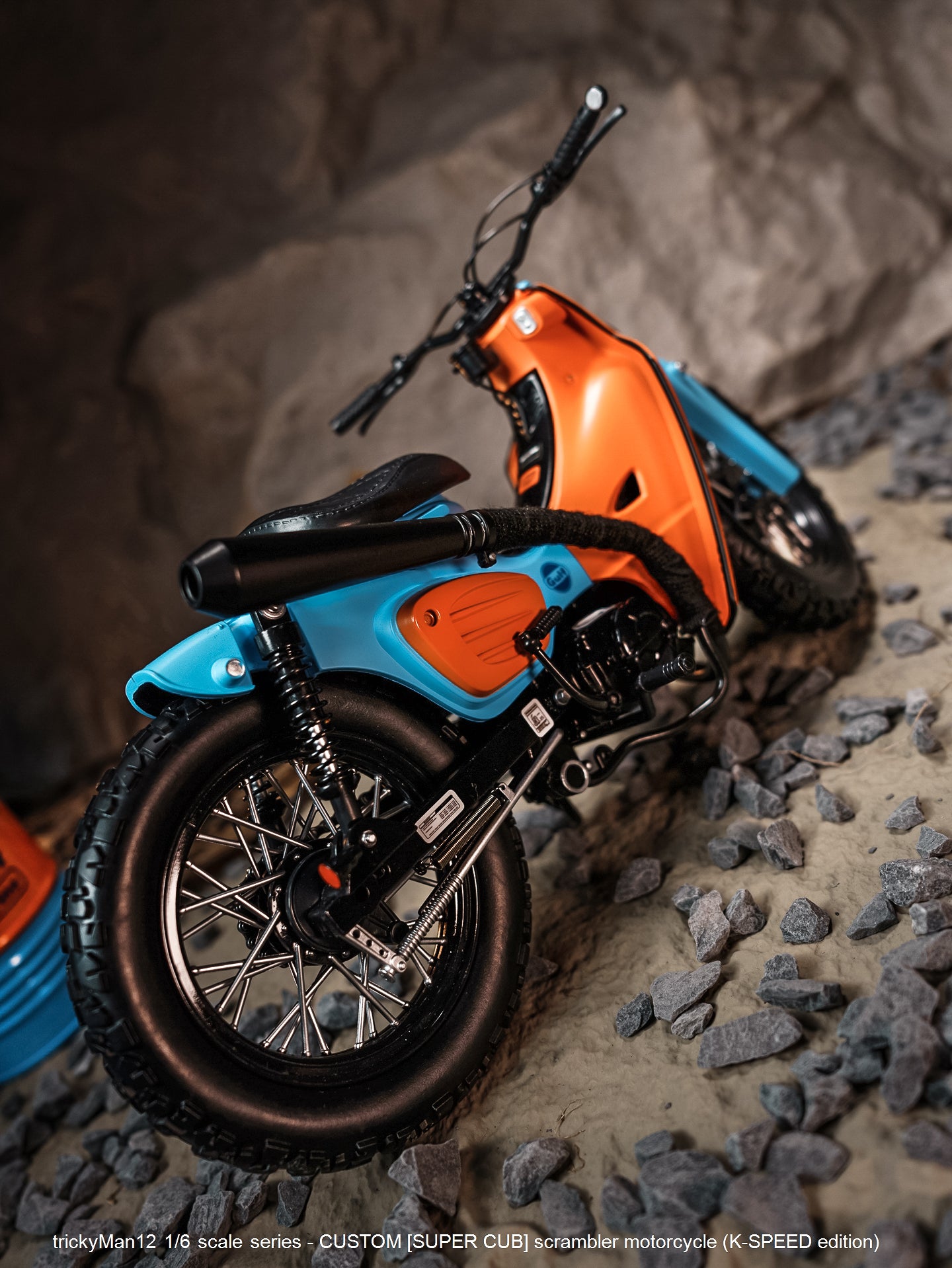 PRE ORDER – 1/6 SUPER CUB SCRAMBLER MOTORCYCLE FB-10134B1 + REAR RACK FB-10147-3-1