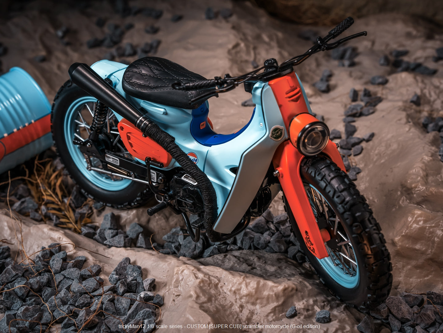 PRE ORDER – 1/6 SUPER CUB SCRAMBLER MOTORCYCLE FB-10134B2 + REAR RACK FB-10147-3-1