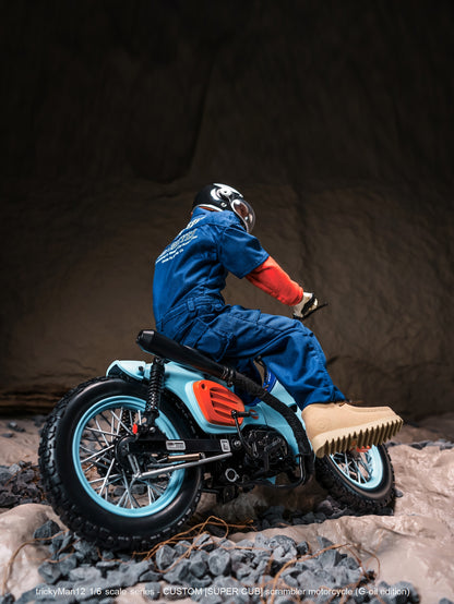 PRE ORDER – 1/6 SUPER CUB SCRAMBLER MOTORCYCLE FB-10134B2 + REAR RACK FB-10147-3-1