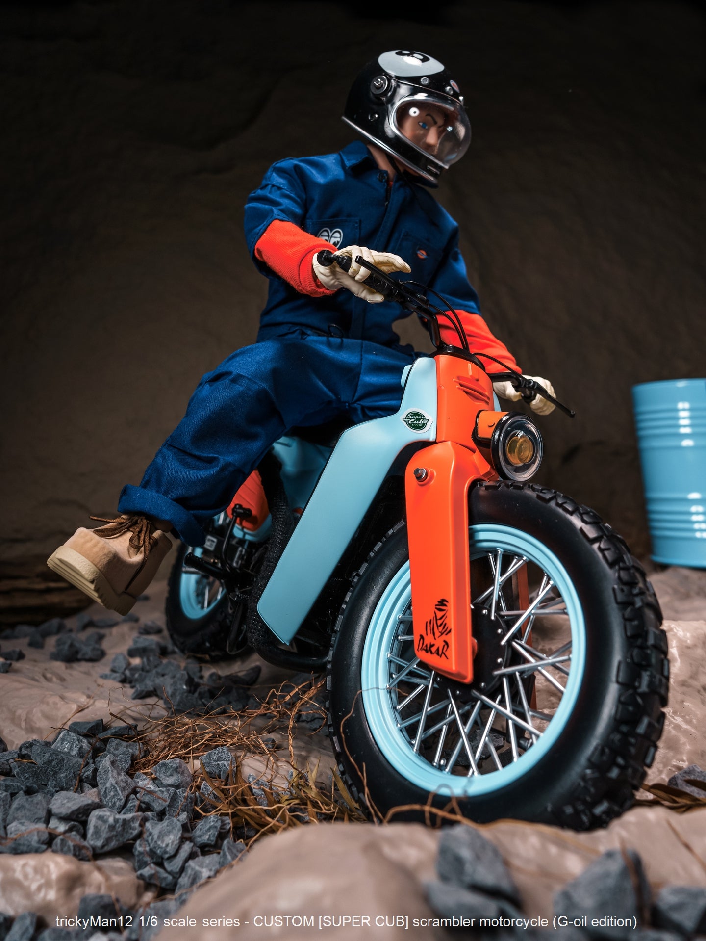 PRE ORDER – 1/6 SUPER CUB SCRAMBLER MOTORCYCLE FB-10134B2 + REAR RACK FB-10147-3-1