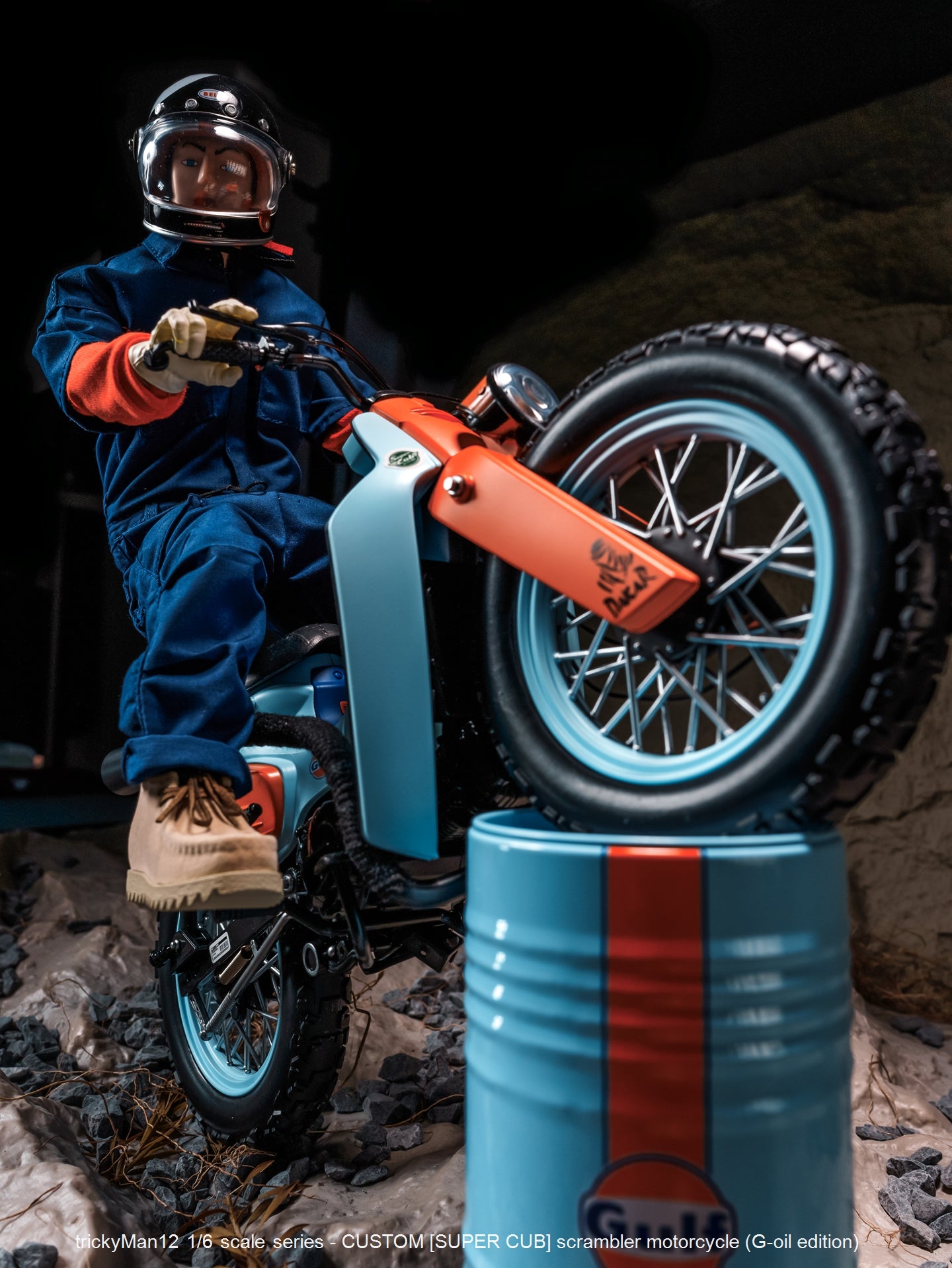 PRE ORDER – 1/6 SUPER CUB SCRAMBLER MOTORCYCLE FB-10134B2 + REAR RACK FB-10147-3-1