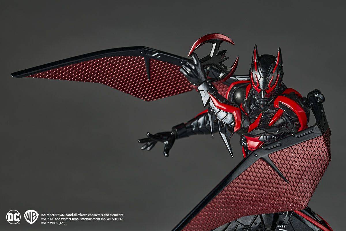 PRE ORDER – THE AMAZING YAMAGUCHI BATMAN BEYOND