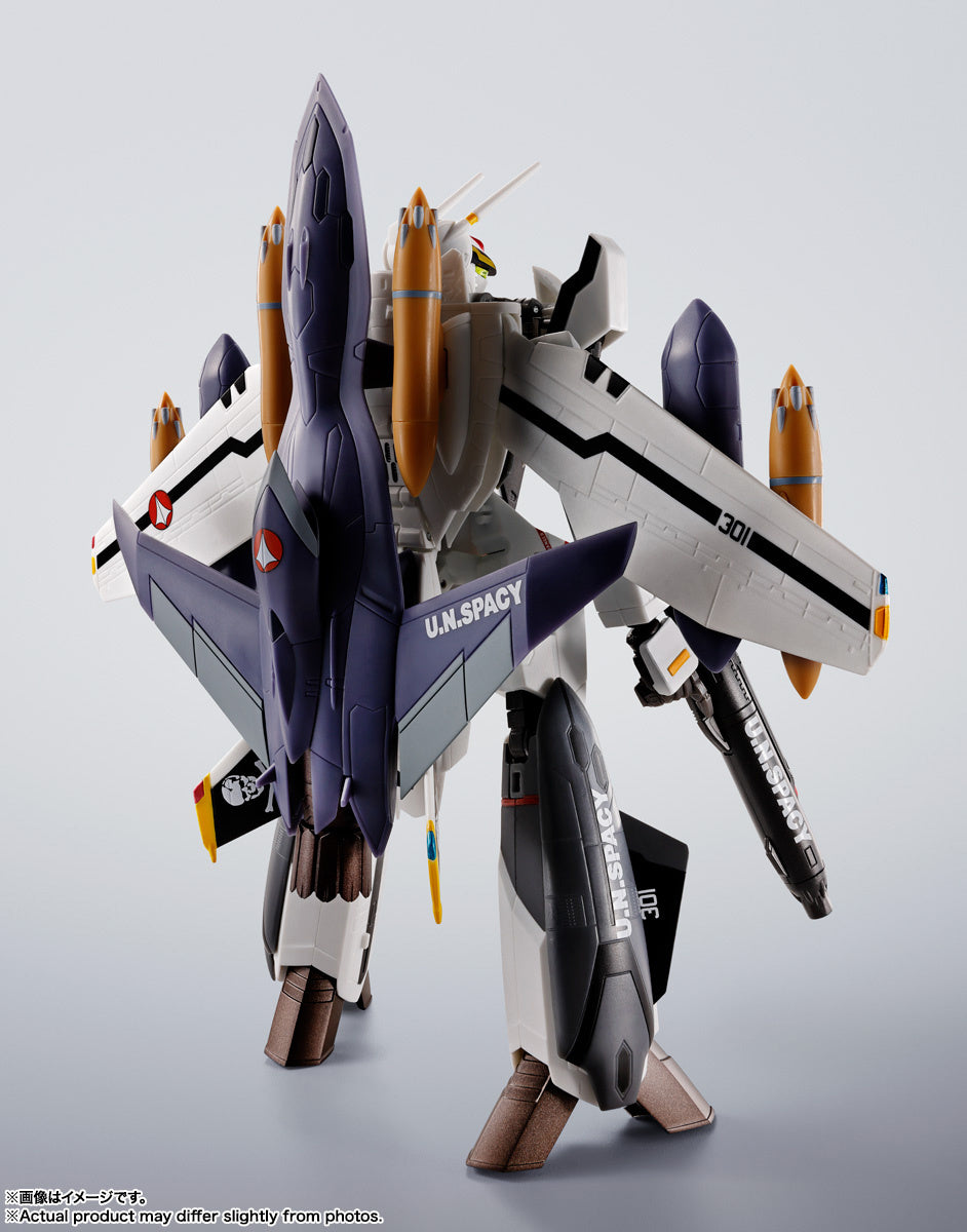 PRE ORDER – HI-METAL R VF-0S PHOENIX [ROY USE] + QF-2200D-B GHOST - MACROSS FRONTIER