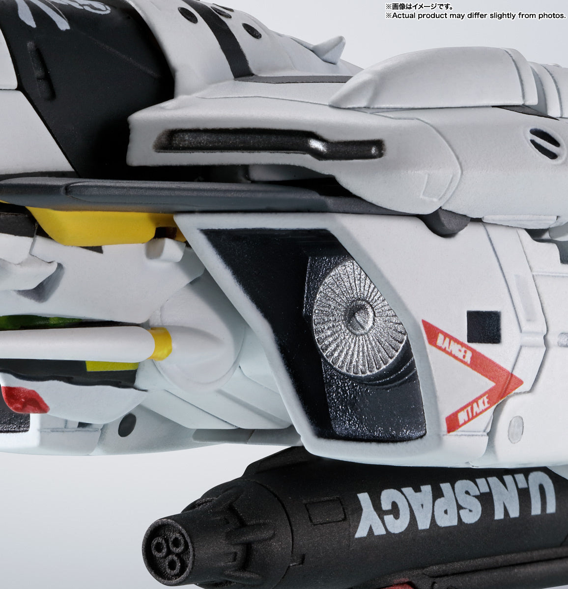 PRE ORDER – HI-METAL R VF-0S PHOENIX [ROY USE] + QF-2200D-B GHOST - MACROSS FRONTIER