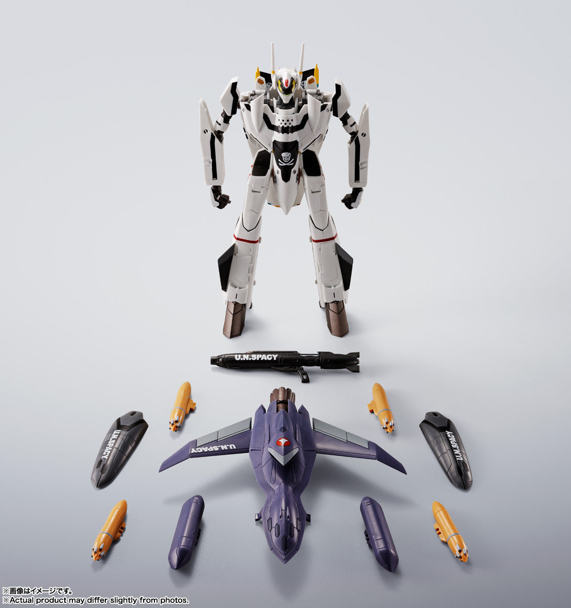 PRE ORDER – HI-METAL R VF-0S PHOENIX [ROY USE] + QF-2200D-B GHOST - MACROSS FRONTIER
