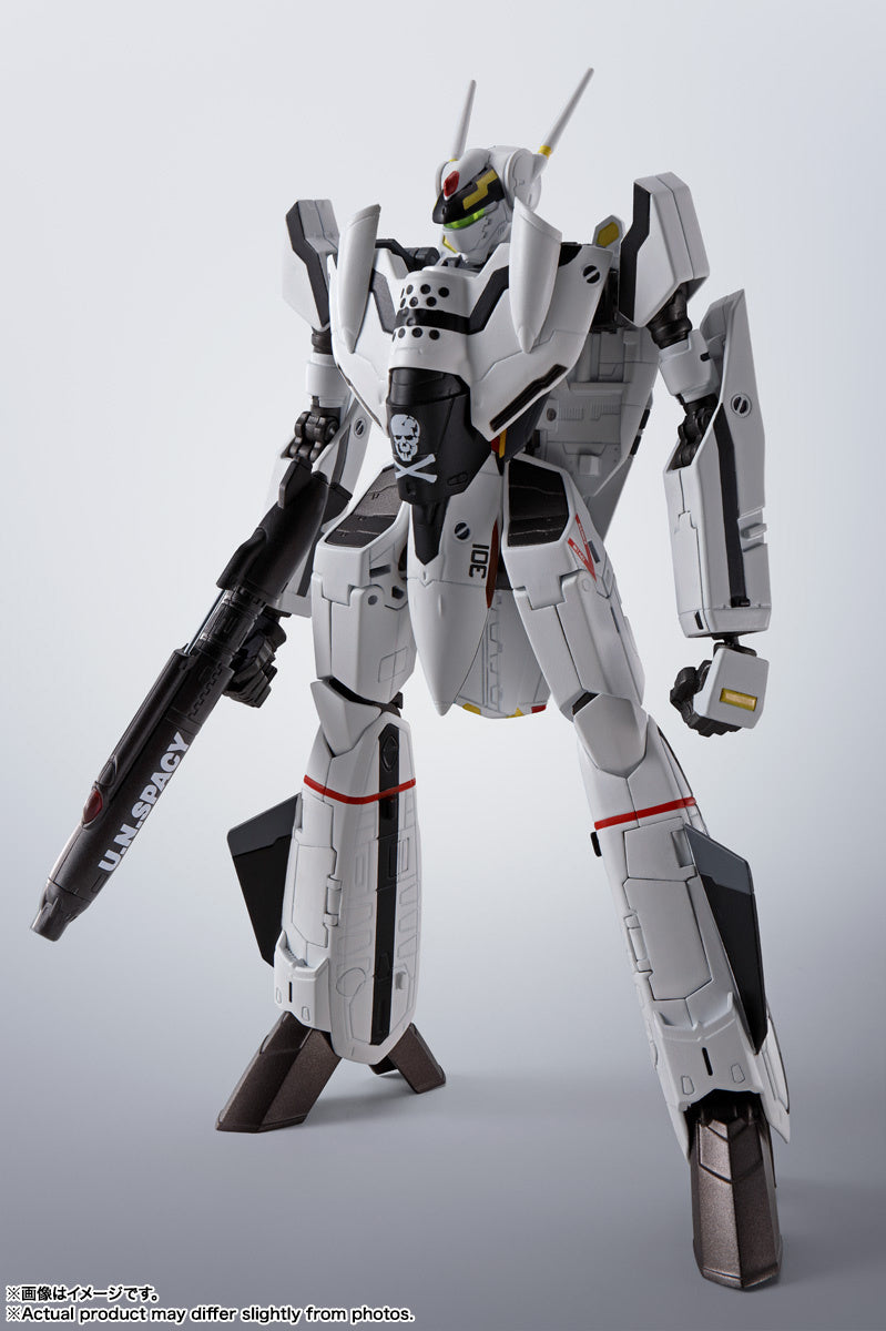 PRE ORDER – HI-METAL R VF-0S PHOENIX [ROY USE] + QF-2200D-B GHOST - MACROSS FRONTIER
