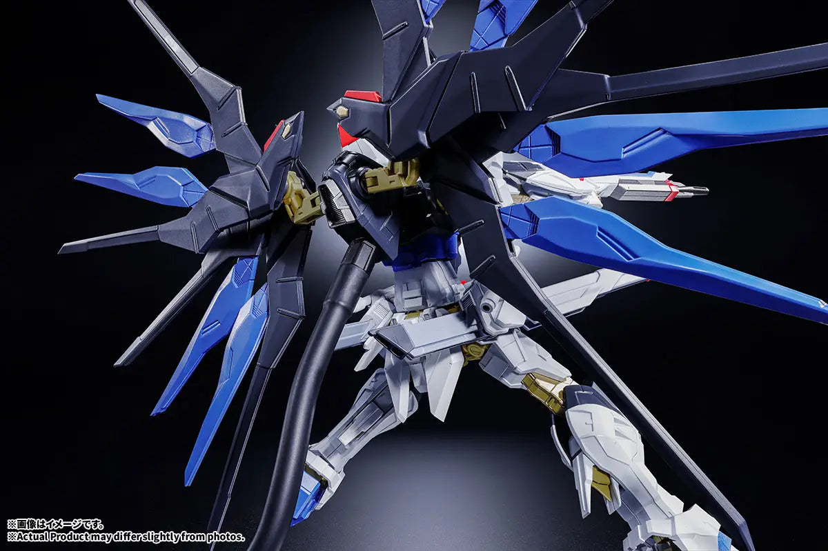 PRE ORDER – ABSOLUTE ACT STRIKE FREEDOM  GUNDAM
