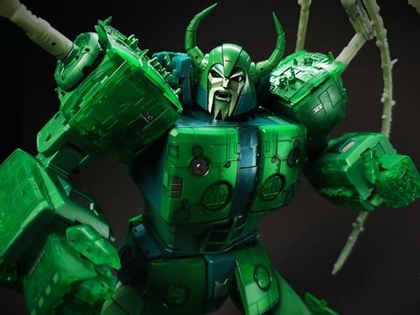 PRE ORDER – 01 STUDIO 01S01G BACTERIA UNICRON GREEN