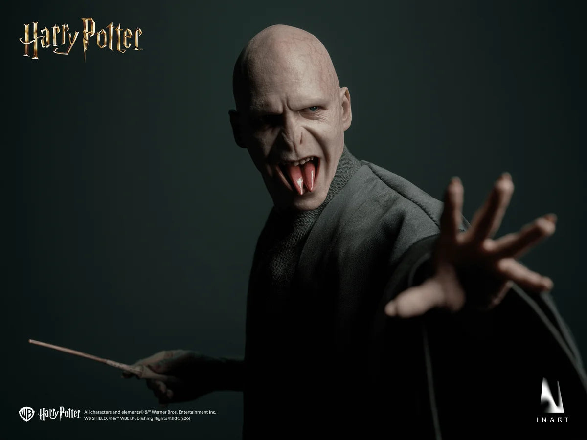 PRE ORDER – 1/6 HARRY POTTER AND THE DEATHLY HALLOWS - VOLDEMORT DELUXE VERSION