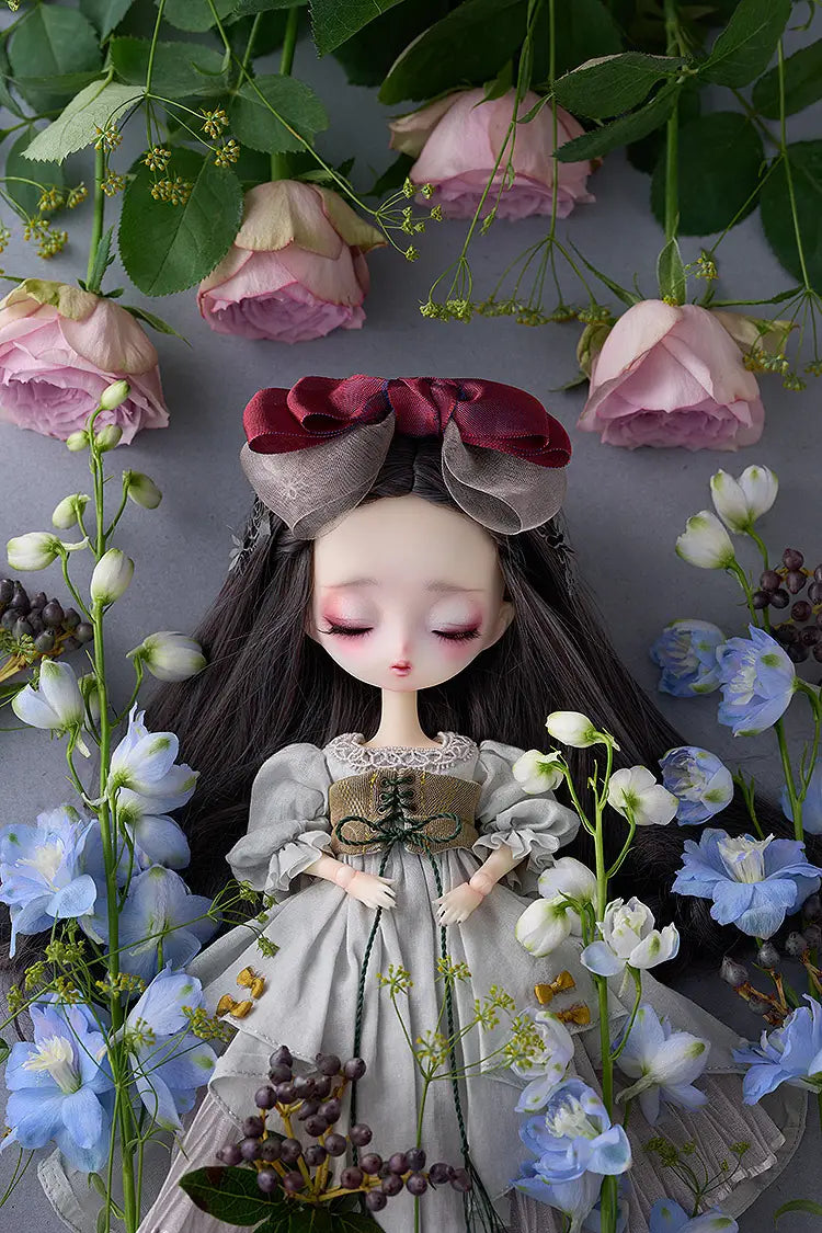 PRE ORDER – HARMONIA BLOOM - SOPHIA SNOW WHITE