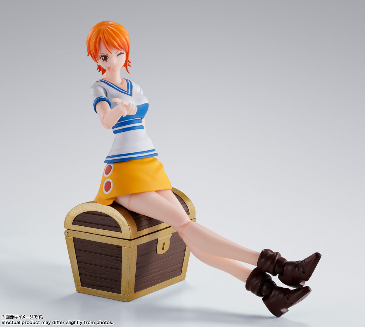 PRE ORDER – S.H.FIGUARTS ONE PIECE - NAMI - ROMANCE DAWN