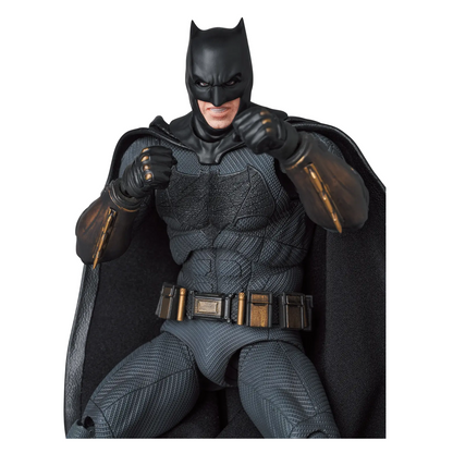 PRE ORDER – MAFEX - BATMAN (ZACK SNYDER'S JUSTICE LEAGUE VER.) (REISSUE)